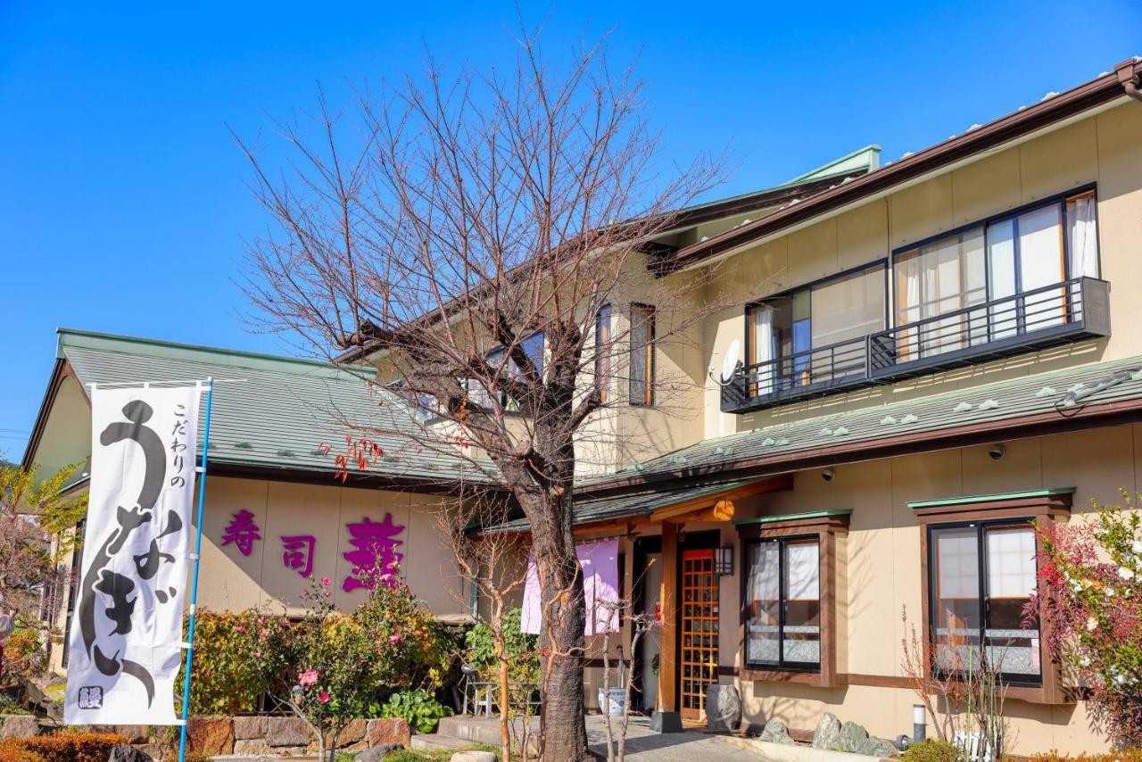 Hotel 赤富士亭 Fujiyoshida Esterno foto